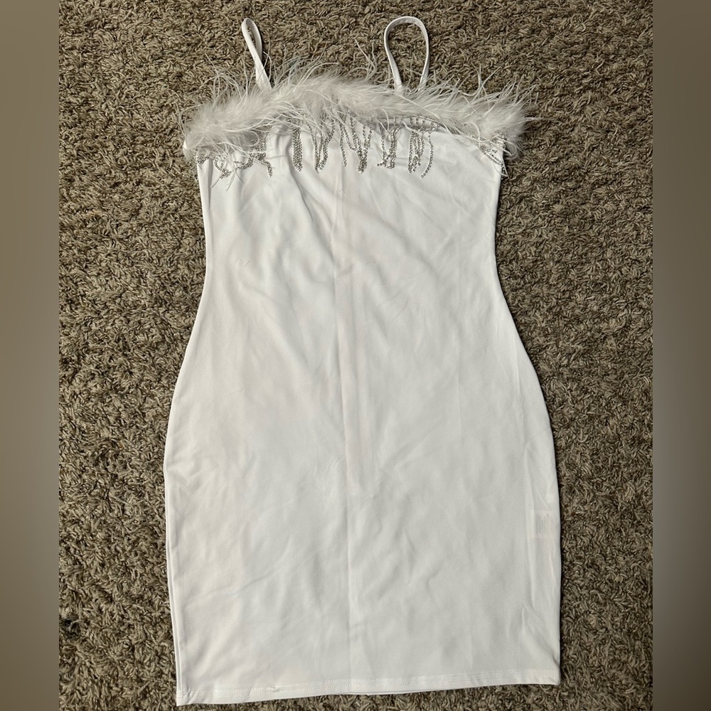 TINY STRAP MINI BODYCON DRESS WITH FEATHERS AND SILVER TRIMMINGS. NWOT